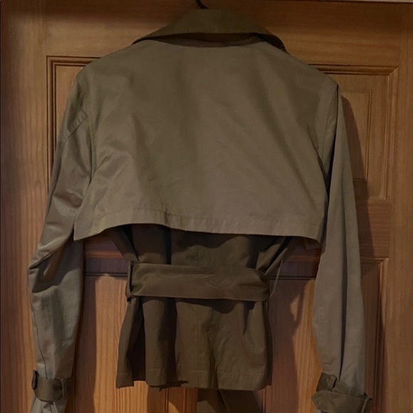 Good American Olive Double-Breasted Cropped Trench Coat - Picture 6 of 7